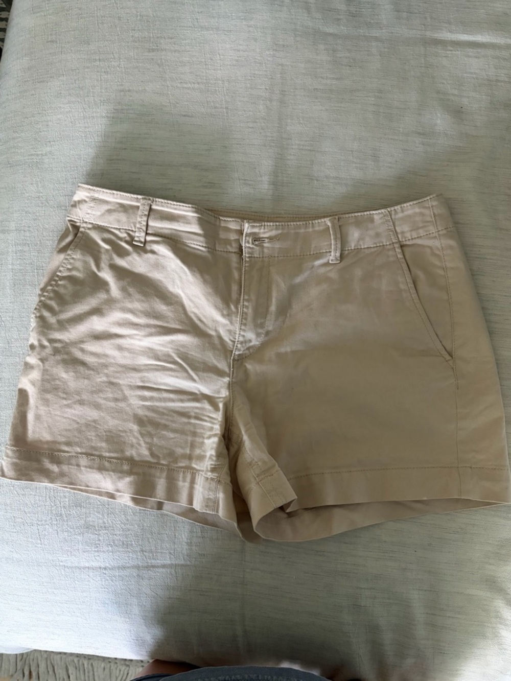 LOFT Khaki Beige Women's Chino Shorts